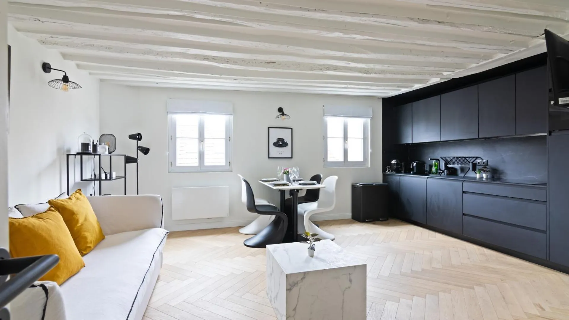 Elegant Appartement Pres Du Musee Du Louvre Et Du Jardin Des Tuileries Free Netflix Parigi